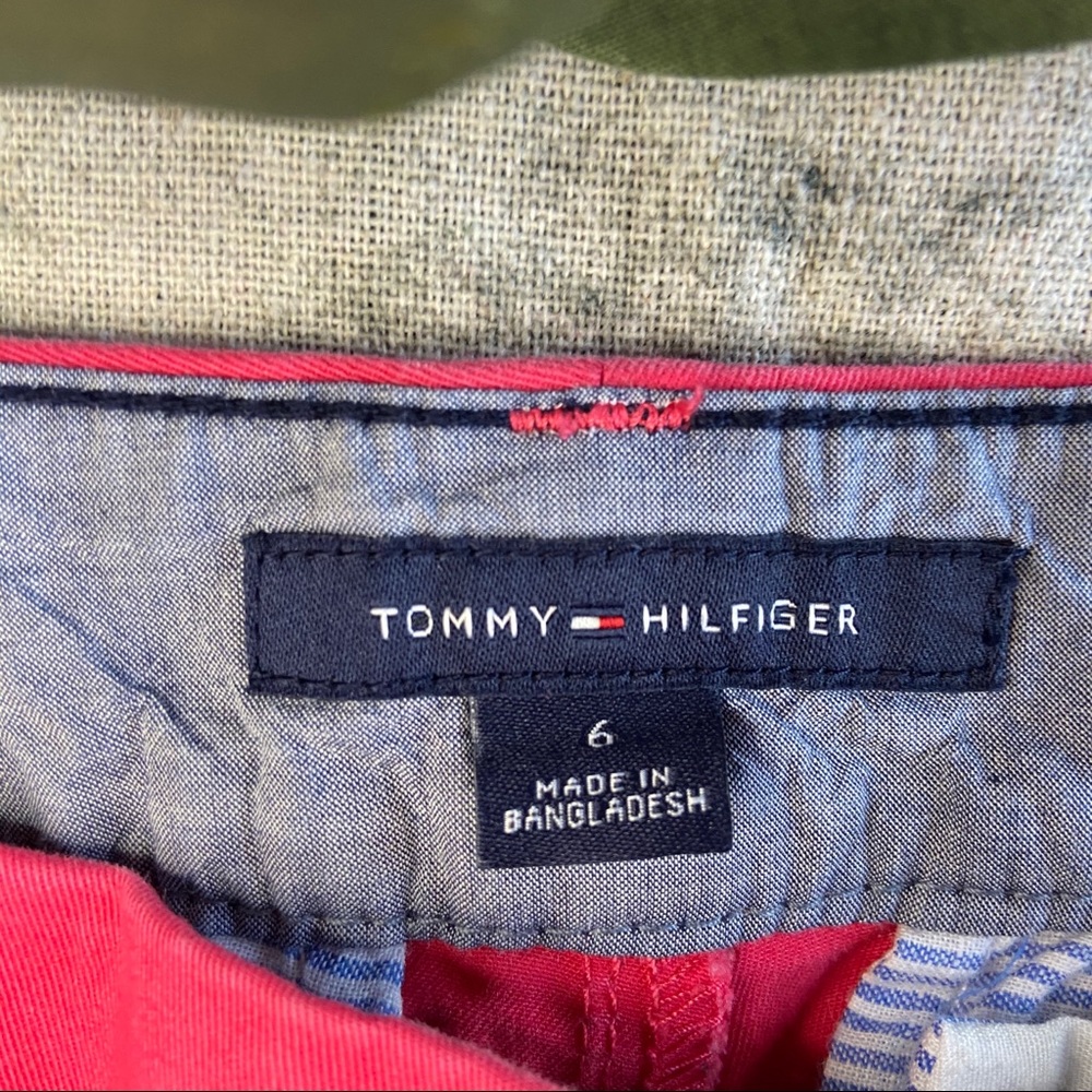 Tommy Hilfiger Hot Pink Stretch Slim Ankle Pants - Picture 2 of 6
